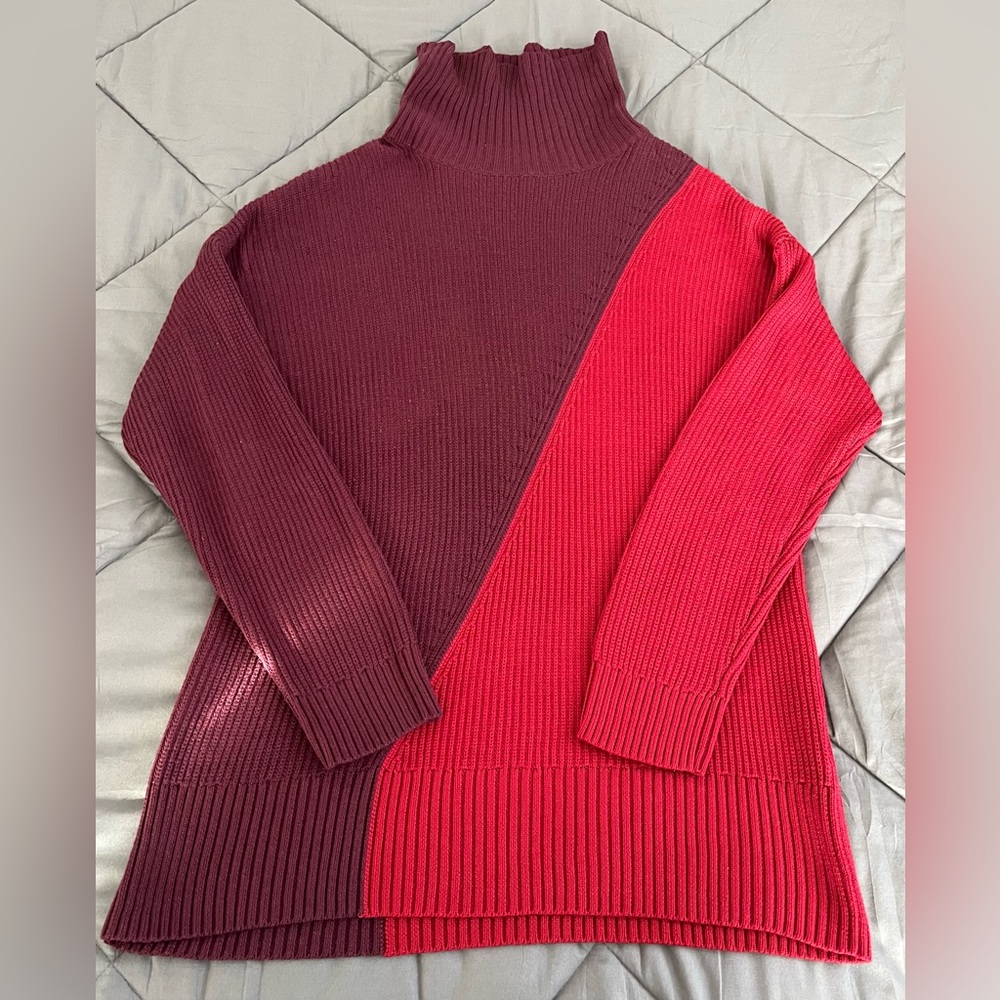ALFANI Women's NWOT Ribbed 2-Tone (Red/Purple) Turtleneck Sweater. Size: (XL). - Picture 3 of 10